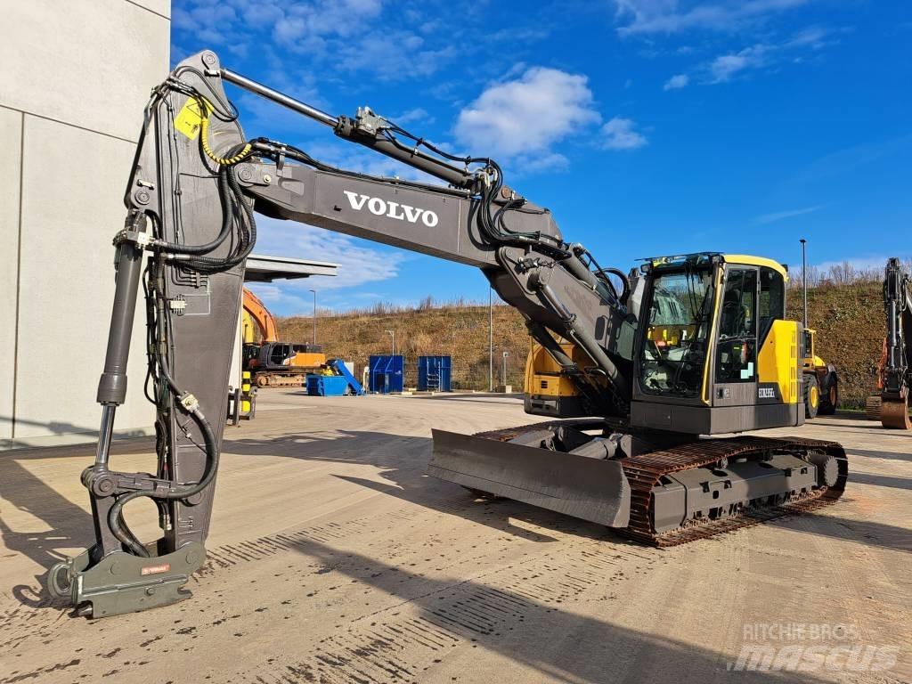 Volvo ECR 235 EL Paletli ekskavatörler