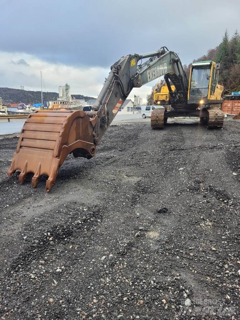 Volvo EC 240 Paletli ekskavatörler