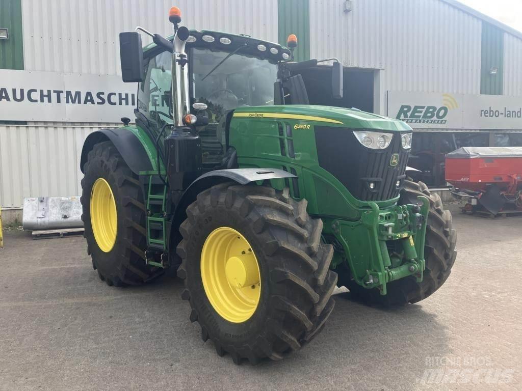 John Deere 6250R Traktörler