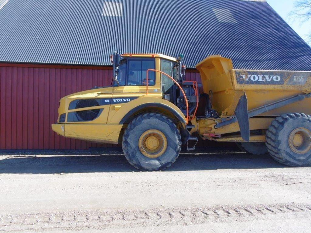 Volvo A25G Belden kirma kaya kamyonu