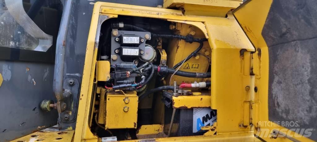 Komatsu D 61 EX-15 Paletli dozerler
