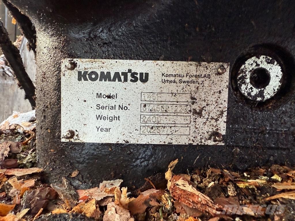 Komatsu 875 Tomruk yükleyici traktörler