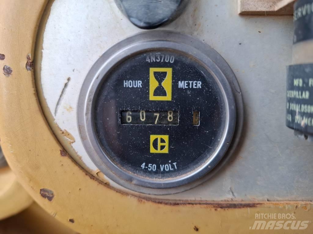 CAT D 4 D Paletli dozerler