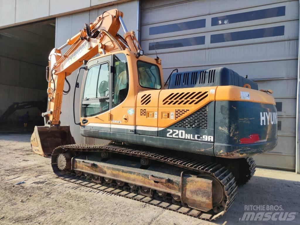Hyundai R220NLC-9A Paletli ekskavatörler