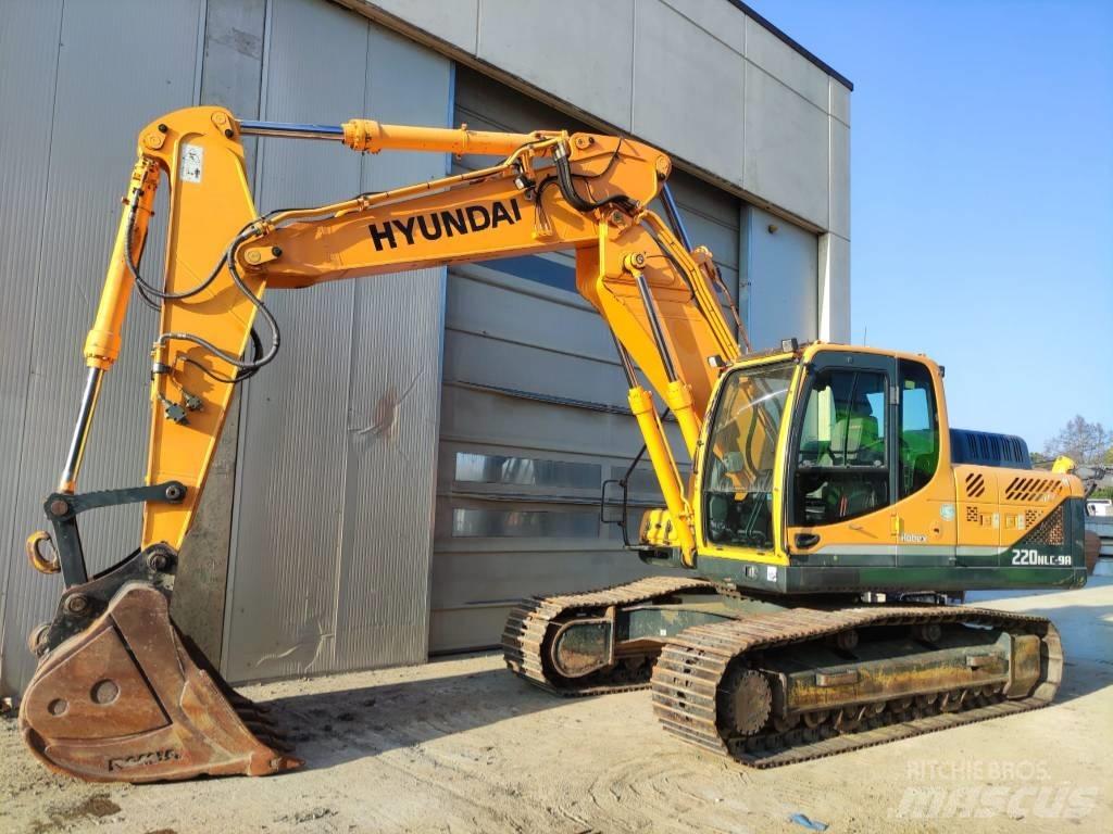 Hyundai R220NLC-9A Paletli ekskavatörler