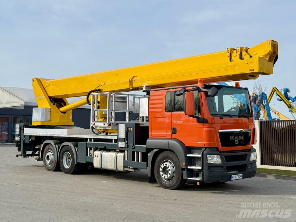 Wumag WT 530 Araç üstü platformlar
