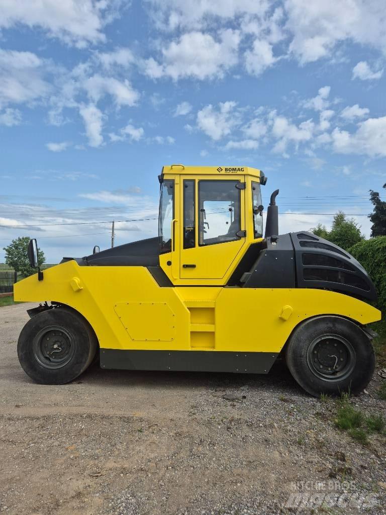 Bomag BW 24 R H Pnömatik lastikli silindirler