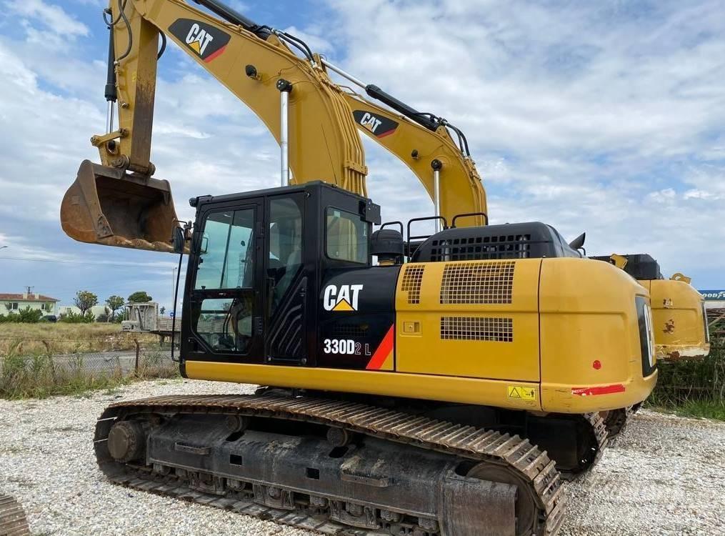 CAT 330D2L Paletli ekskavatörler