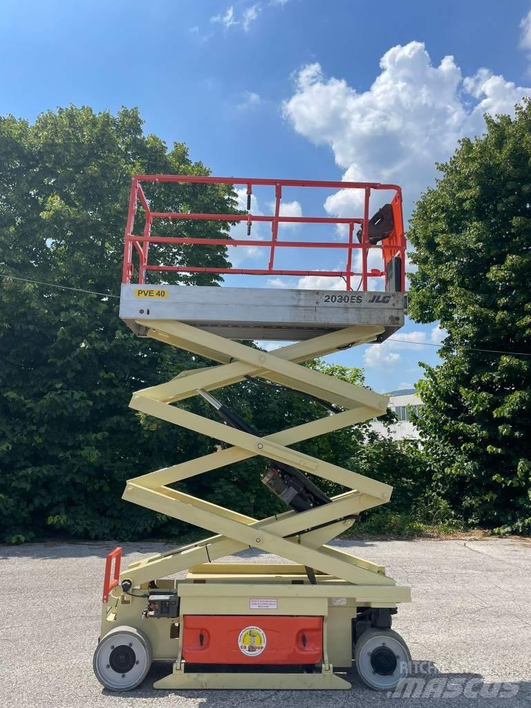 JLG 2030 ES Makasli platformlar