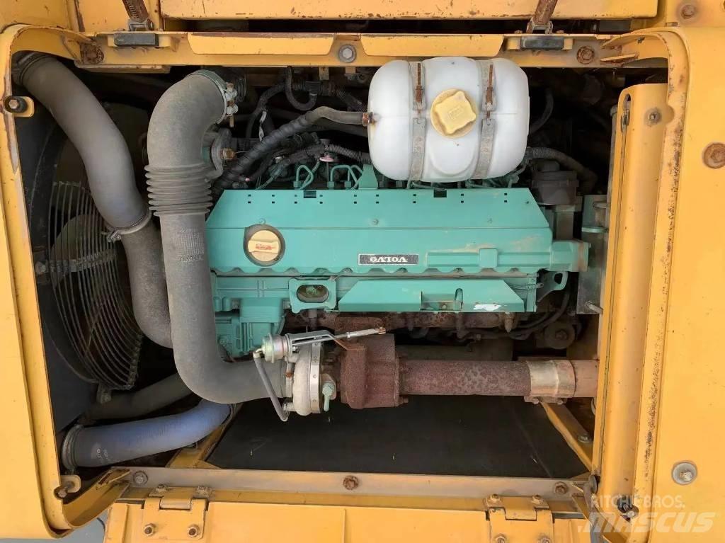 Volvo EC210D Paletli ekskavatörler