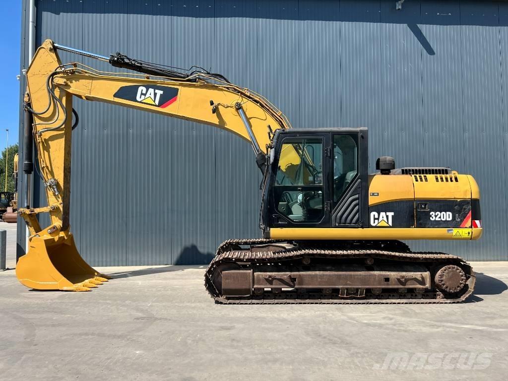 CAT 320D L Paletli ekskavatörler