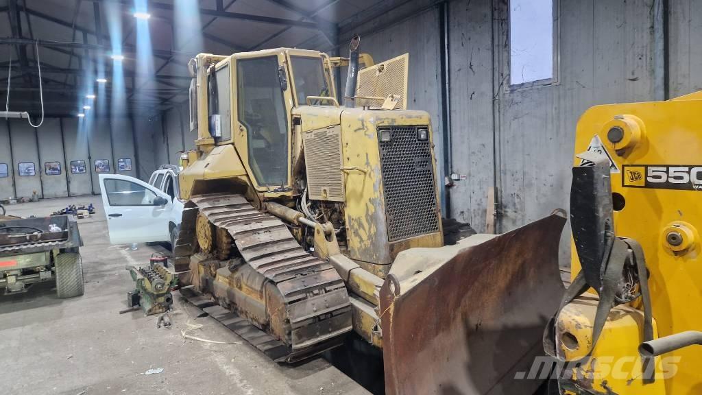 CAT D5 FOR PARTS Paletli dozerler