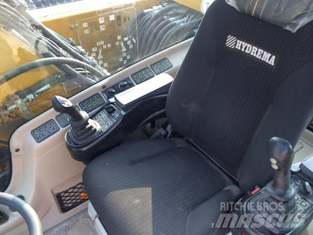 Hydrema MX16 Lastik tekerli ekskavatörler