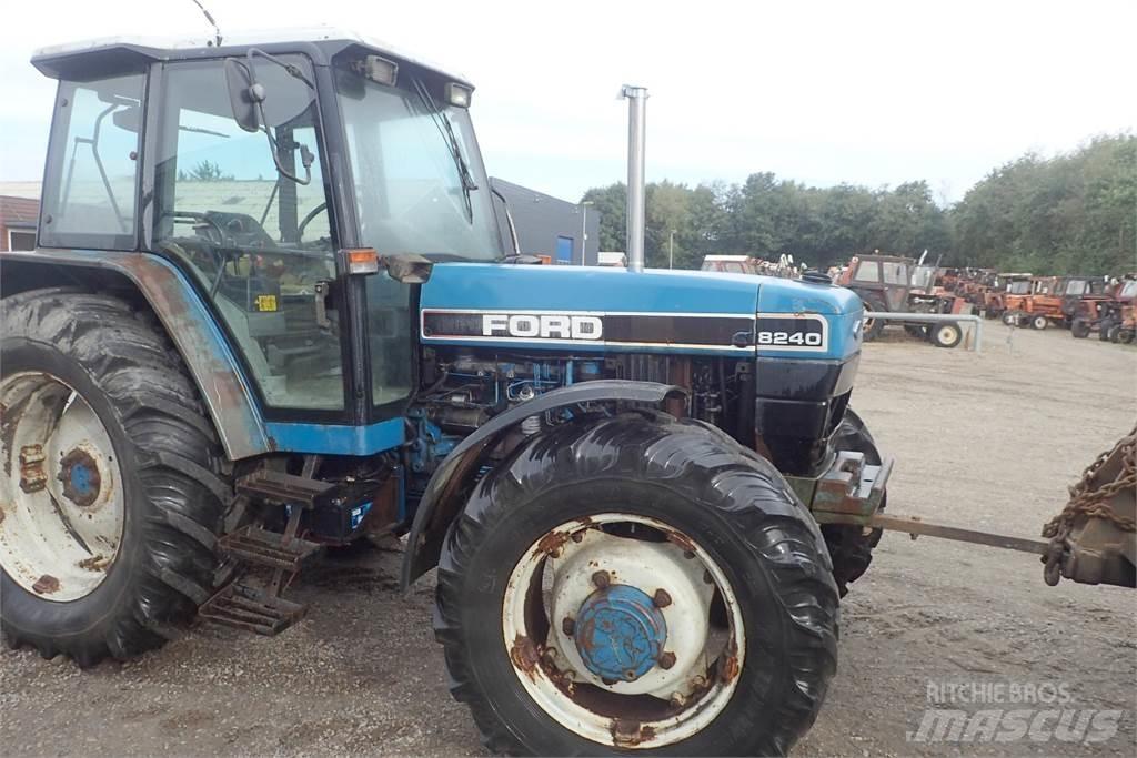 Ford 8240 Traktörler