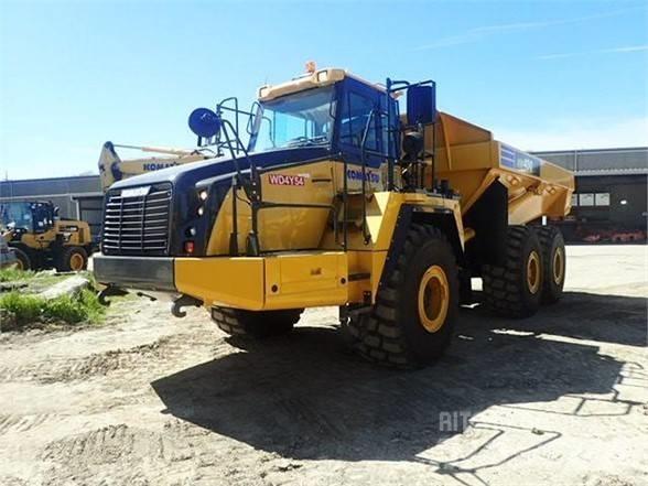 Komatsu HM400-5 Belden kirma kaya kamyonu