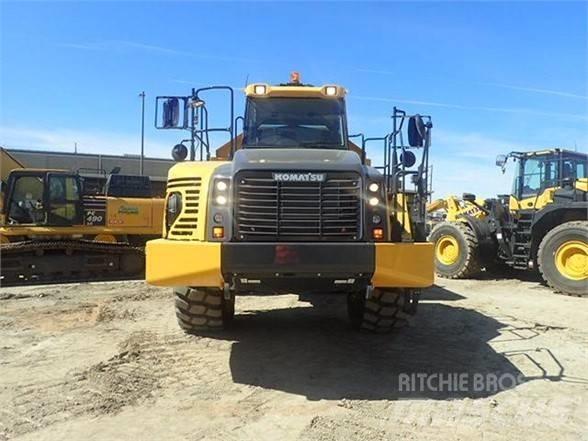 Komatsu HM400-5 Belden kirma kaya kamyonu