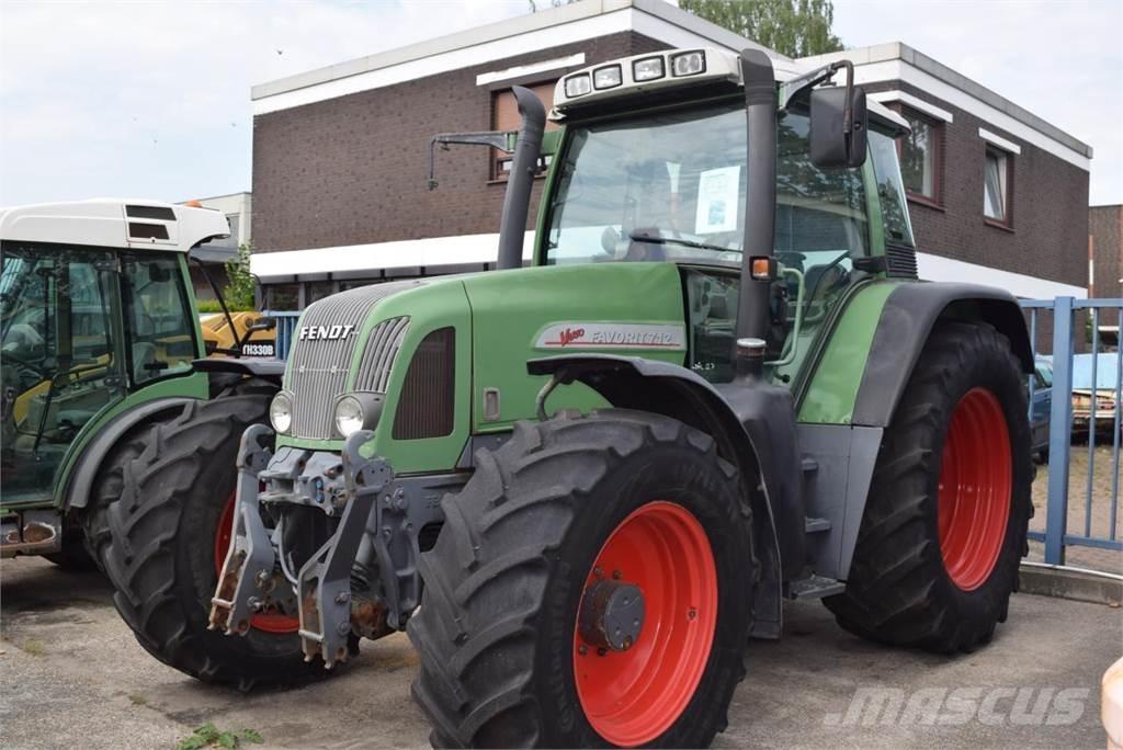Fendt 712 Vario Traktörler