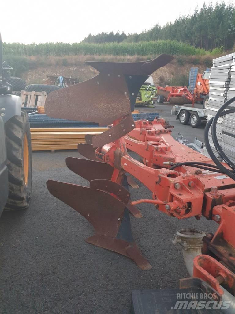 Kuhn 375E Pulluklar
