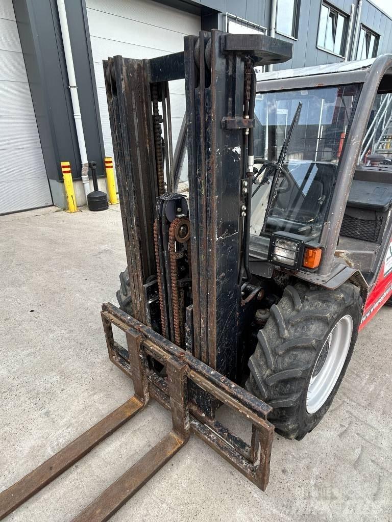 Manitou MH 25.4 Arazi tipi forklift