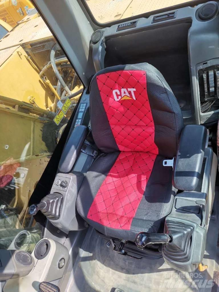 CAT 320 D Paletli ekskavatörler