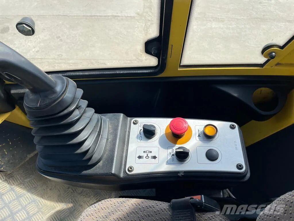 Bomag BW213 DH-4 Tek tamburlu silindirler