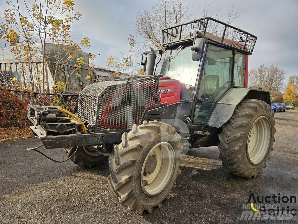 Valtra A 93H Traktörler