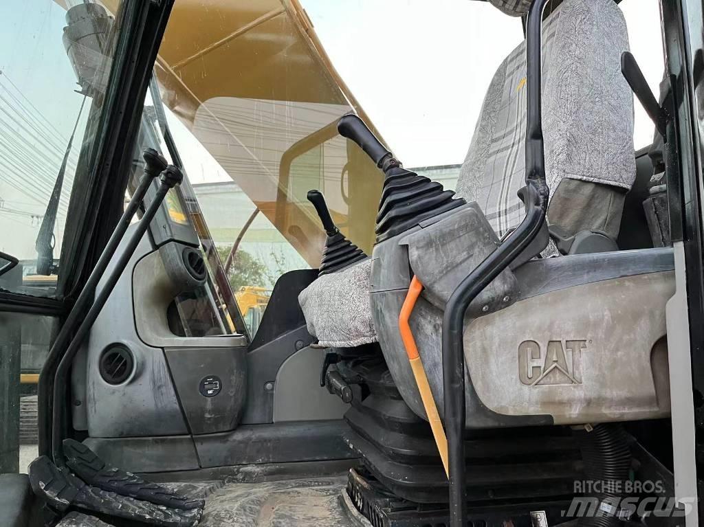 CAT 320 D Paletli ekskavatörler