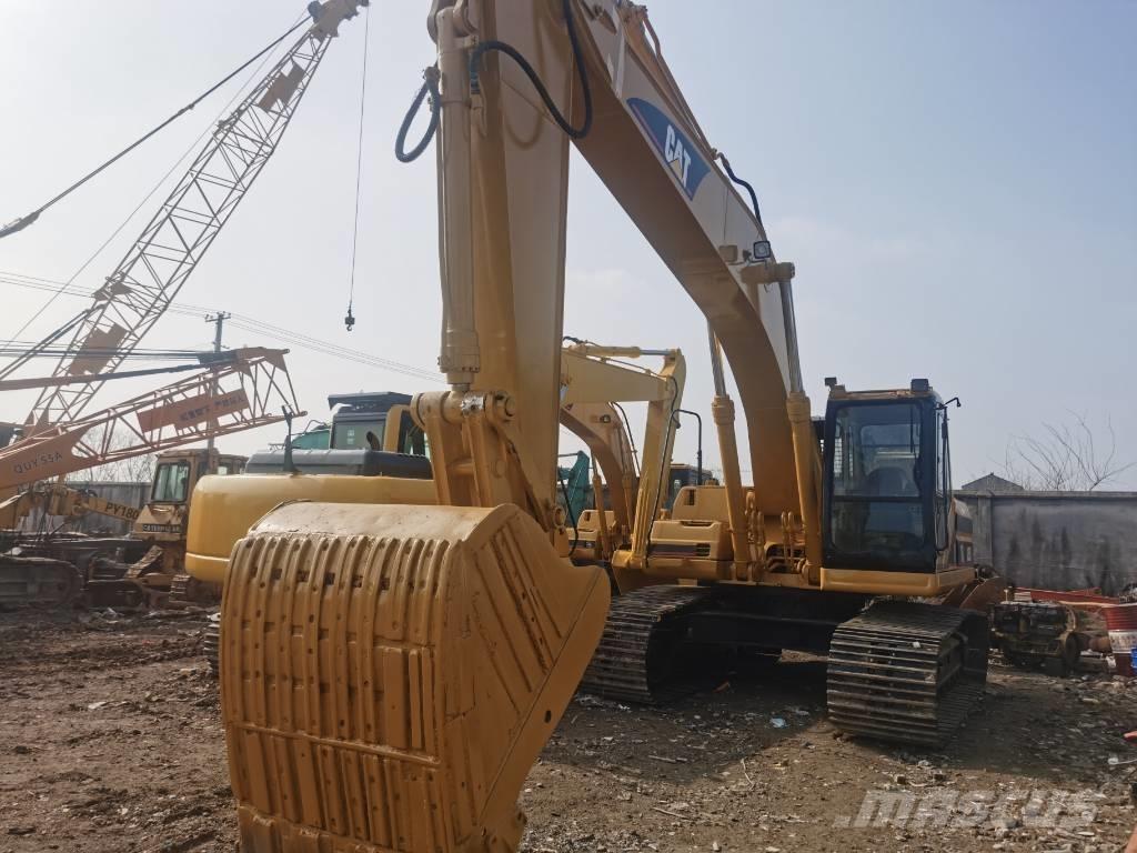 CAT 325BL Paletli ekskavatörler