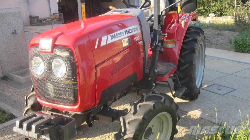 Massey Ferguson 1529 Traktörler