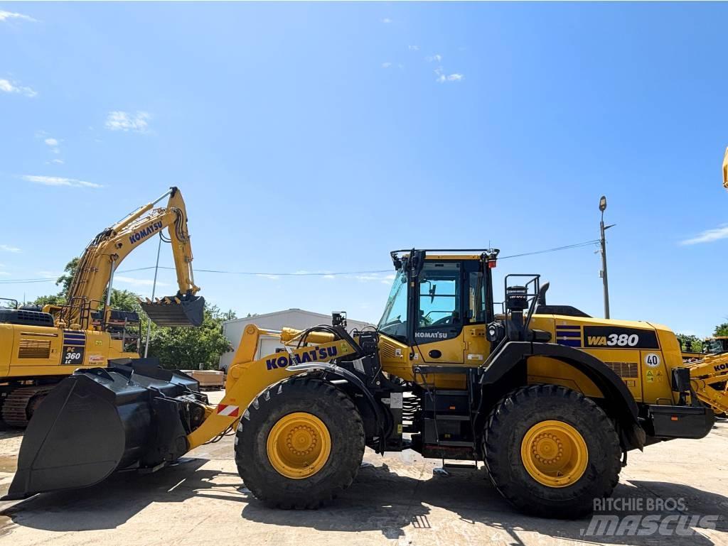 Komatsu WA380-8E0 Tekerlekli yükleyiciler