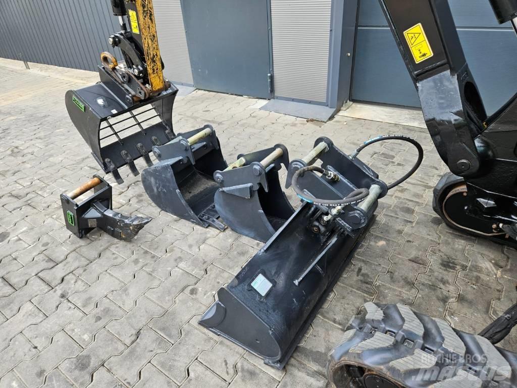 CAT 301.8 CR Mini ekskavatörler, 7 tona dek