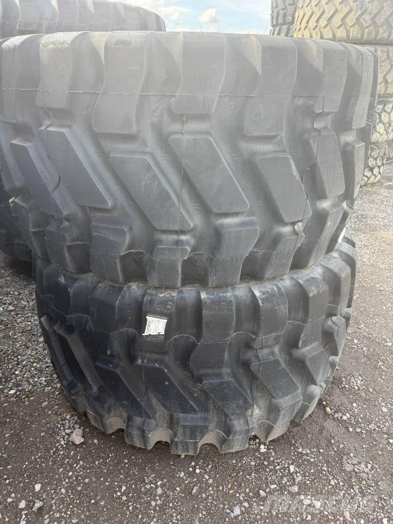 Goodyear 750/65R25 Lastikler