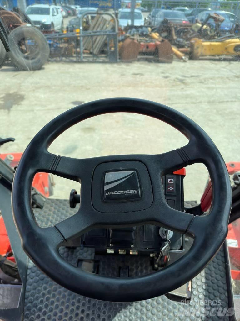 Jacobsen AR250 Mobil çim biçme makineleri