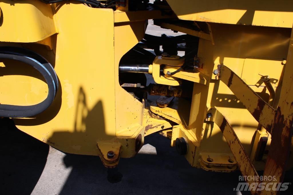 Furukawa 345 Tekerlekli yükleyiciler