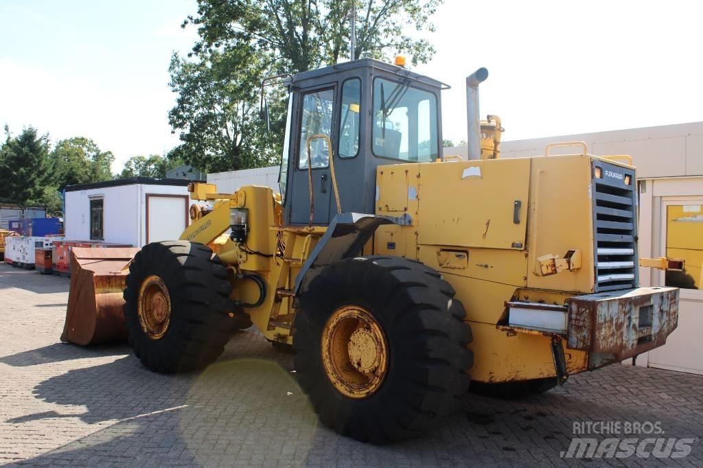 Furukawa 345 Tekerlekli yükleyiciler