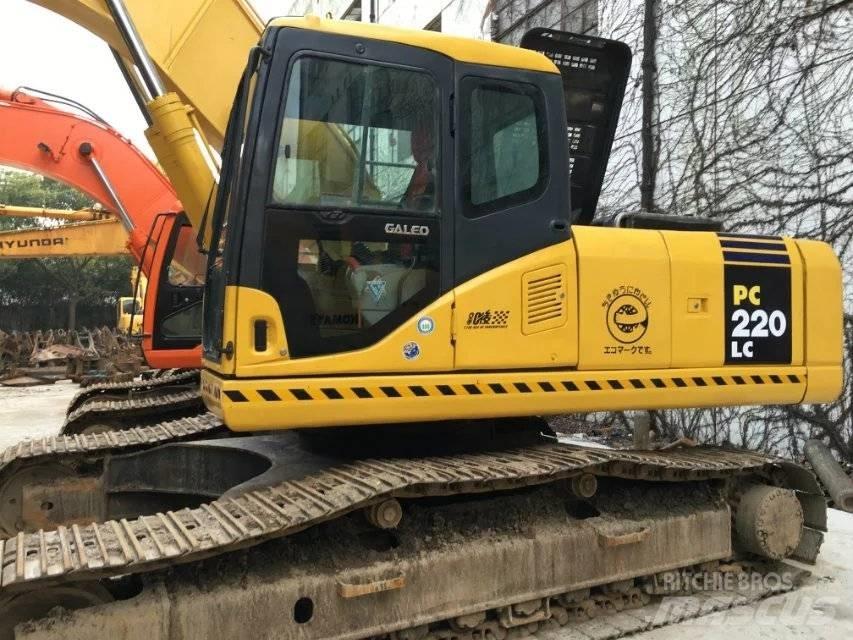 Komatsu PC 220-7 Paletli ekskavatörler