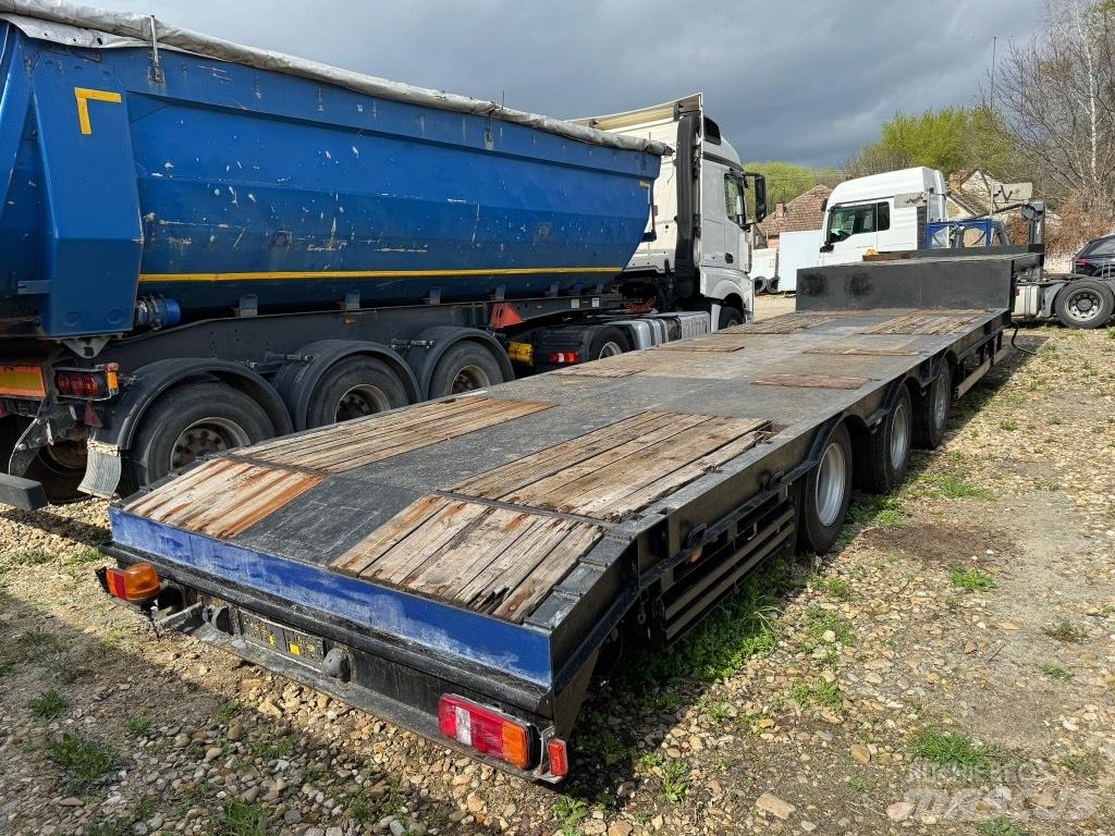 Möslein ST 3 Low loader yari çekiciler