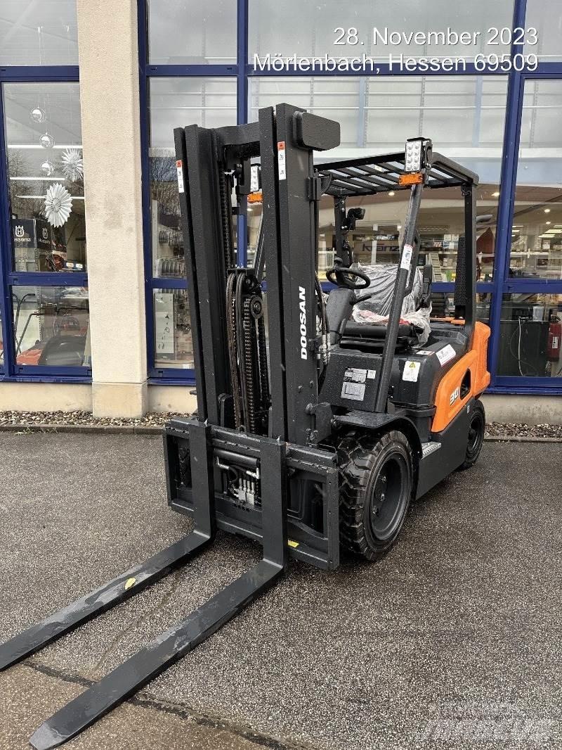 Doosan D30NXS Dizel forkliftler