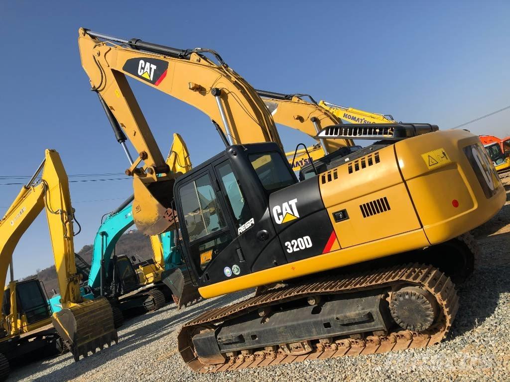 CAT 320 D Paletli ekskavatörler