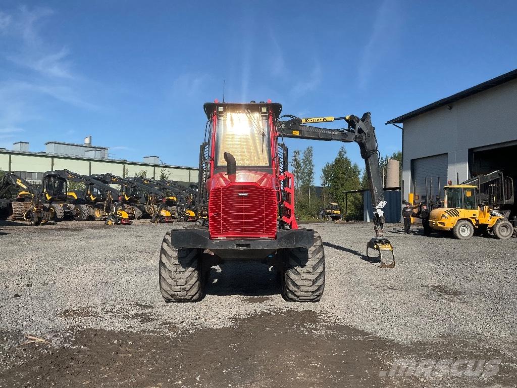 Komatsu 845 Tomruk yükleyici traktörler