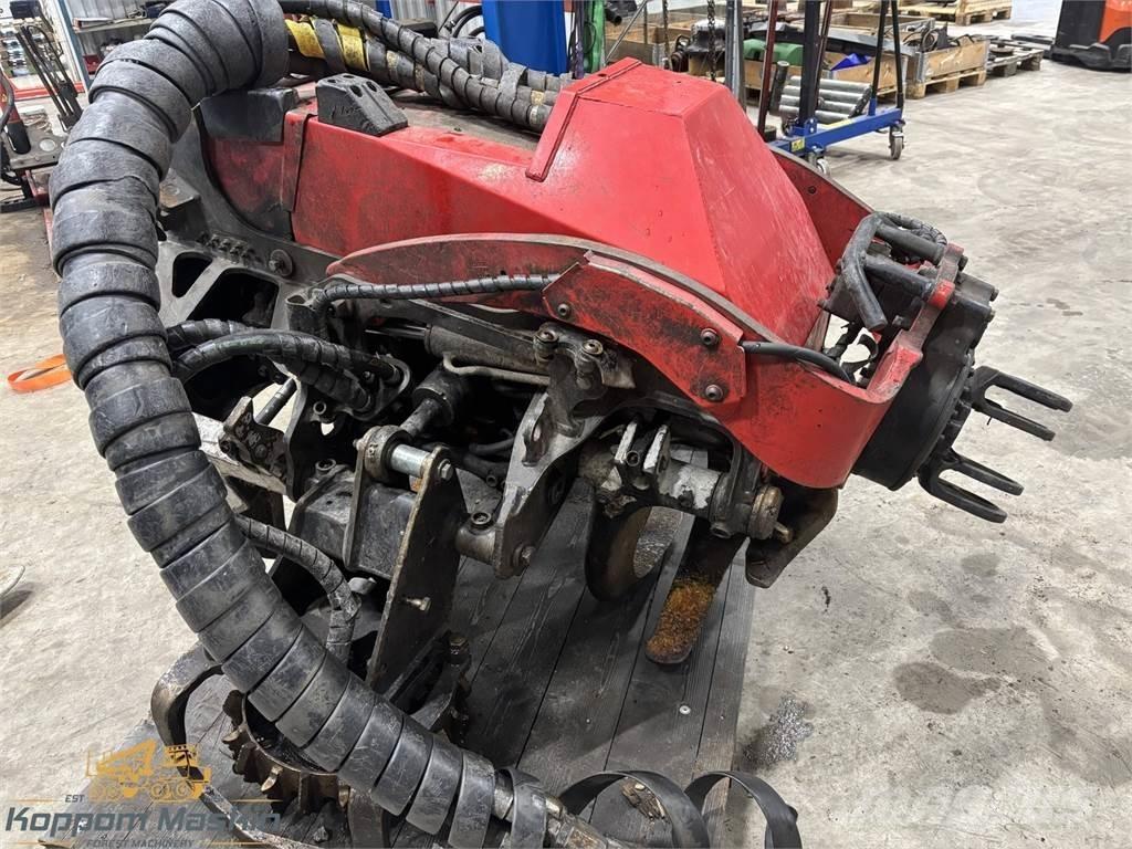 Komatsu C144 Agaç kesme robotlari