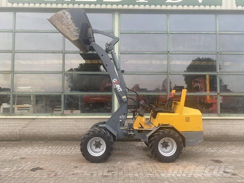 GiANT V 451 T Mini yükleyiciler