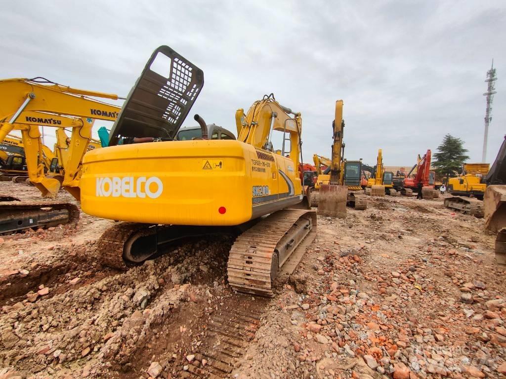 Kobelco SK 260 LC Paletli ekskavatörler
