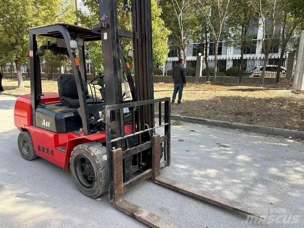 Hangcha A38 Dizel forkliftler