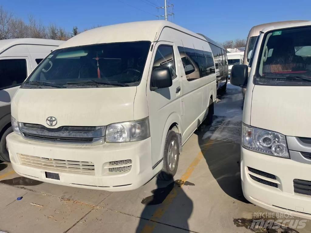 Toyota Hiace Sehirlerarasi otobüsler