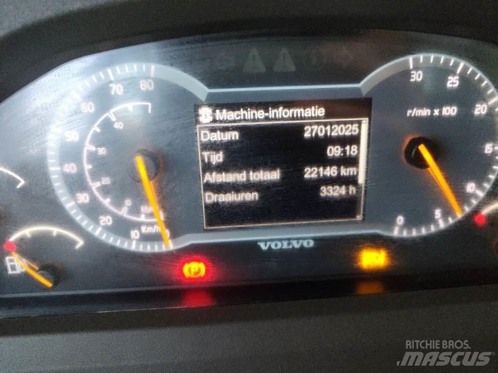 Volvo A25G 6x6 Belden kirma kaya kamyonu