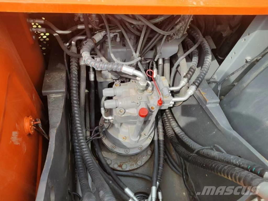 Hitachi ZX200 Paletli ekskavatörler