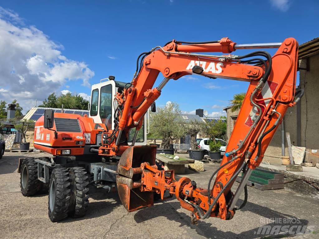Atlas 1004M Lastik tekerli ekskavatörler