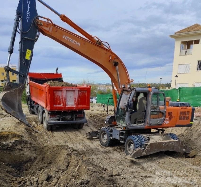 Hitachi ZX 210 W Lastik tekerli ekskavatörler