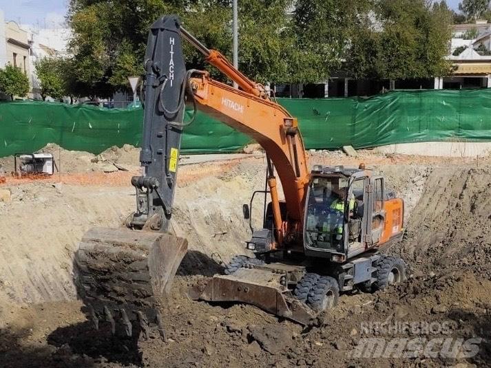Hitachi ZX 210 W Lastik tekerli ekskavatörler